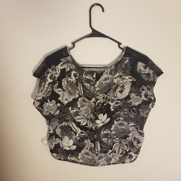 BONGO Floral, Loose Fit Crop Top w/ Mesh Shoulders - Picture 2 of 7